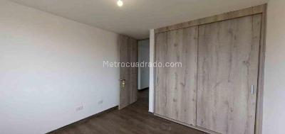 Apartamento de 3 alcobas en venta en Reserva Del Sol, Mosquera, 77 m² · foto 4 de 20