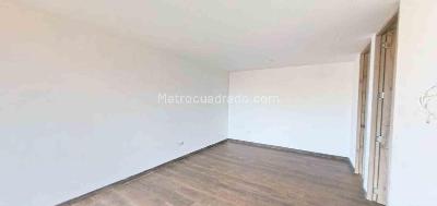 Apartamento de 3 alcobas en venta en Reserva Del Sol, Mosquera, 77 m² · foto 6 de 20