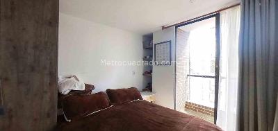 Apartamento de 1 alcoba en venta en Los Cedros Oriental Usaquen, Bogotá, 28 m² · foto 4 de 16