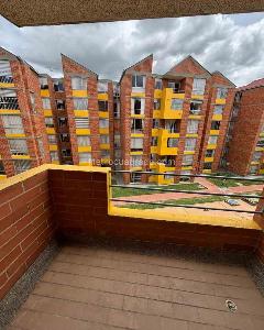 Apartamento de 3 alcobas en venta en Los Angeles, Bogotá, 77 m² · foto 13 de 13