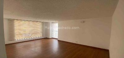 Apartamento de 3 alcobas en venta en Los Angeles, Bogotá, 77 m² · foto 2 de 13