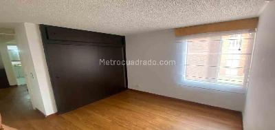 Apartamento de 3 alcobas en venta en Los Angeles, Bogotá, 77 m² · foto 4 de 13