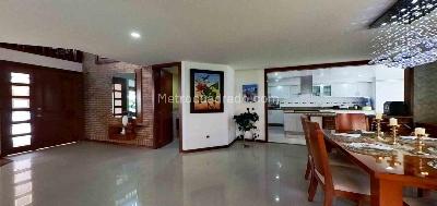 Casa de 4 alcobas en venta en Bojaca, Chía, 284 m² · foto 2 de 20