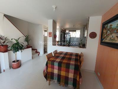 Casa de 4 alcobas en venta en Hayuelos, Bogotá, 108 m² · foto 4 de 20
