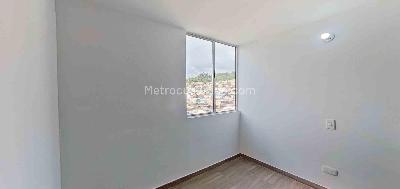 Apartamento en venta en Los Naranjos, Bogotá · foto 9 de 18