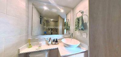 Apartamento de 3 alcobas en venta en Fontibon San Pablo, Bogotá, 38 m² · foto 10 de 20