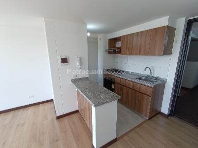 Apartamento en arriendo en Gran Granada, Bogotá · foto 5 de 20