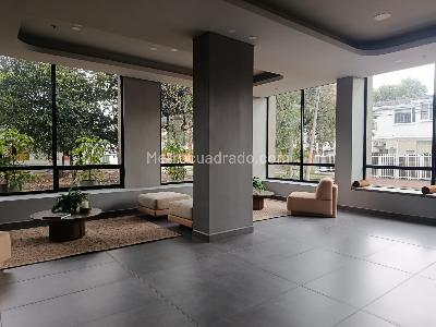 Apartaestudio en arriendo en Andes Norte, Bogotá, 27 m² · foto 11 de 17