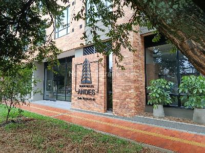 Apartaestudio en arriendo en Andes Norte, Bogotá, 27 m² · foto 17 de 17