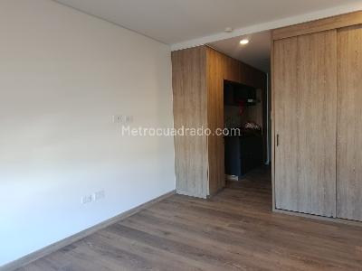 Apartaestudio en arriendo en Andes Norte, Bogotá, 27 m² · foto 3 de 17