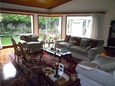Casa de 4 alcobas en venta en Santa Paula, Bogotá, 410 m² · foto 2 de 20