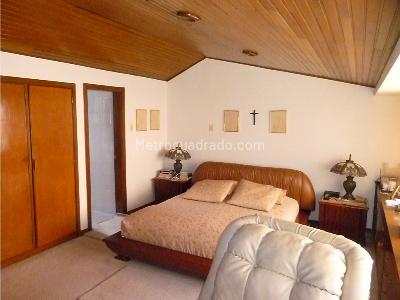 Casa de 4 alcobas en venta en Santa Paula, Bogotá, 410 m² · foto 13 de 20