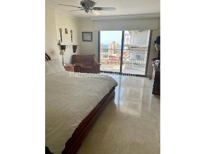 Apartamento de 4 alcobas en venta en Rodadero Norte, Santa Marta, 250 m² · foto 4 de 11