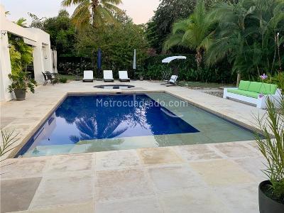 Casa de 5 alcobas en venta en Peñalisa, Girardot, 287 m² · foto 3 de 20
