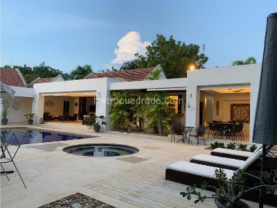 Casa de 5 alcobas en venta en Peñalisa, Girardot, 287 m² · foto 4 de 20