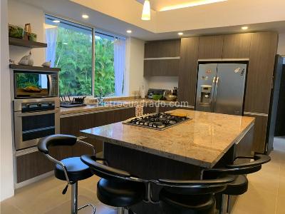 Casa de 5 alcobas en venta en Peñalisa, Girardot, 287 m² · foto 17 de 20