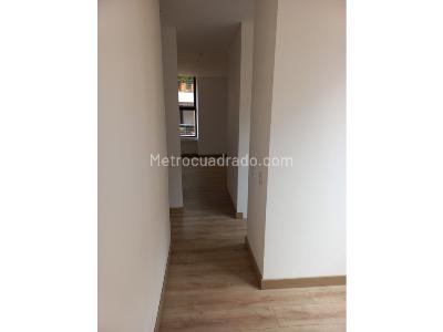 Apartamento en venta en El Refugio, Bogotá · foto 4 de 19
