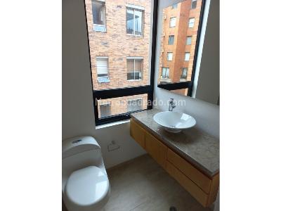 Apartamento en venta en El Refugio, Bogotá · foto 10 de 19