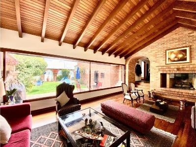 Casa de 4 alcobas en venta en Santa Ana, Bogotá, 494 m² · foto 3 de 14