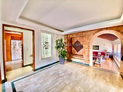 Casa de 4 alcobas en venta en Santa Ana, Bogotá, 494 m² · foto 6 de 14