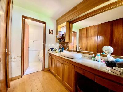 Casa de 4 alcobas en venta en Santa Ana, Bogotá, 494 m² · foto 12 de 14