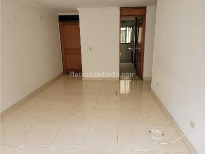 Apartamento de 3 alcobas en venta en Balcones De Oriente, Bogotá, 70 m² · foto 2 de 16