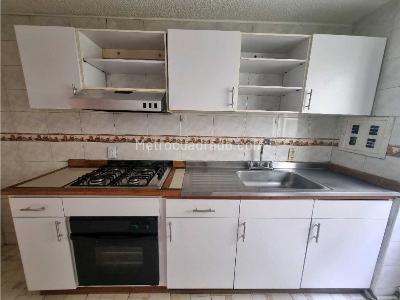Apartamento de 3 alcobas en venta en Balcones De Oriente, Bogotá, 70 m² · foto 4 de 16