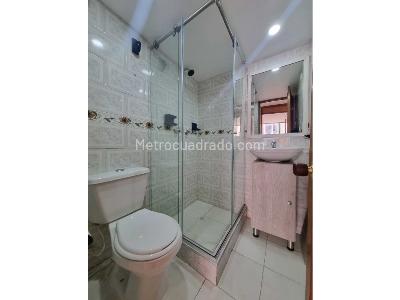 Apartamento de 3 alcobas en venta en Balcones De Oriente, Bogotá, 70 m² · foto 9 de 16