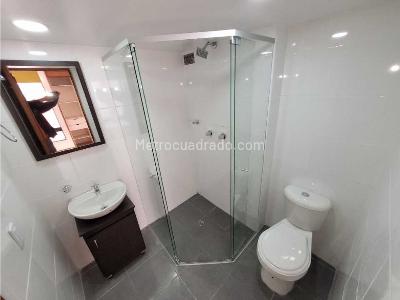 Apartamento de 3 alcobas en venta en Balcones De Oriente, Bogotá, 70 m² · foto 14 de 16