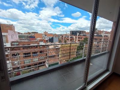 Apartamento en venta en Bella Suiza, Bogotá · foto 2 de 19