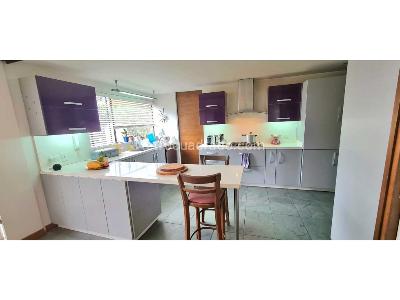 Apartamento de 3 alcobas en venta en Santa Barbara, Bogotá, 211 m² · foto 4 de 20