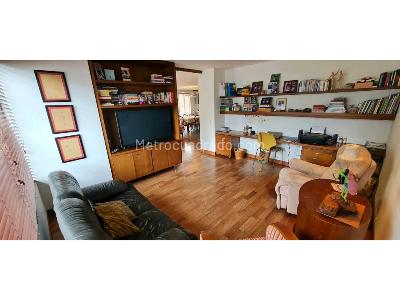 Apartamento de 3 alcobas en venta en Santa Barbara, Bogotá, 211 m² · foto 11 de 20