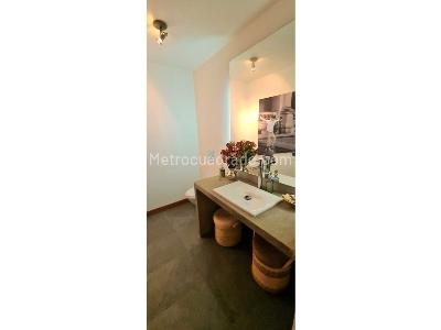 Apartamento de 3 alcobas en venta en Santa Barbara, Bogotá, 211 m² · foto 16 de 20