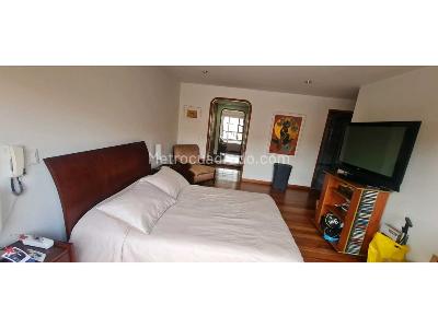 Apartamento de 5 alcobas en venta en Chico Navarra, Bogotá, 324 m² · foto 14 de 20