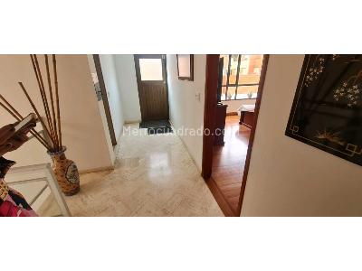 Apartamento de 5 alcobas en venta en Chico Navarra, Bogotá, 324 m² · foto 17 de 20
