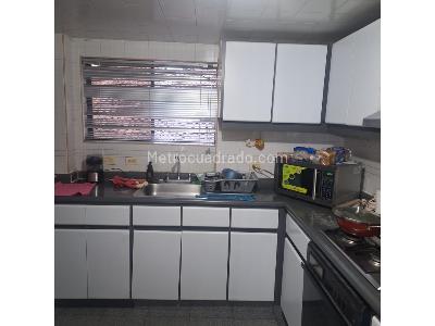 Apartamento en venta en Santa Barbara, Bogotá · foto 6 de 13