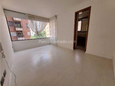Apartamento de 3 alcobas en arriendo en Calleja Alta, Bogotá, 157 m² · foto 15 de 20