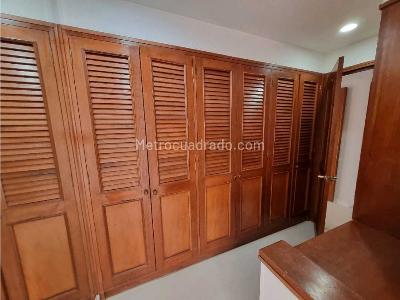 Apartamento de 3 alcobas en arriendo en Calleja Alta, Bogotá, 157 m² · foto 17 de 20