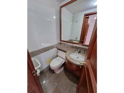 Apartamento de 3 alcobas en arriendo en Calleja Alta, Bogotá, 157 m² · foto 20 de 20