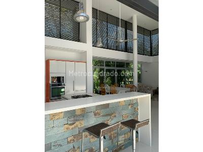 Casa de 4 alcobas en venta en Piamonte, Girardot, 516 m² · foto 9 de 20