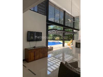 Casa de 4 alcobas en venta en Piamonte, Girardot, 516 m² · foto 11 de 20