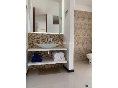 Casa de 4 alcobas en venta en Piamonte, Girardot, 516 m² · foto 13 de 20