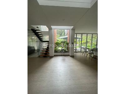 Casa de 4 alcobas en venta en Sotileza, Bogotá, 500 m² · foto 2 de 20