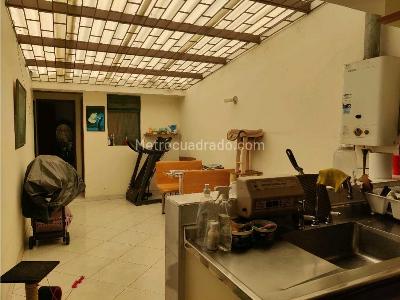 Casa de 4 alcobas en venta en El Batán, Bogotá, 220 m² · foto 11 de 20
