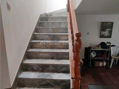 Casa de 4 alcobas en venta en El Batán, Bogotá, 220 m² · foto 14 de 20