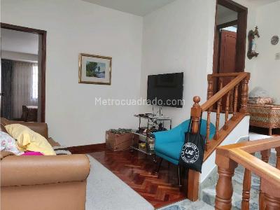 Casa de 4 alcobas en venta en El Batán, Bogotá, 220 m² · foto 16 de 20