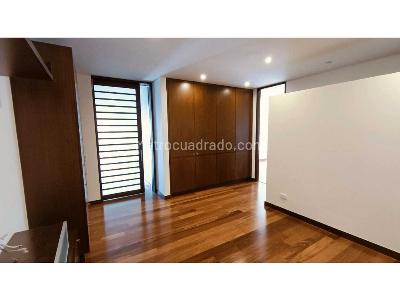 Apartamento de 3 alcobas en venta en Chico, Bogotá, 310 m² · foto 11 de 20