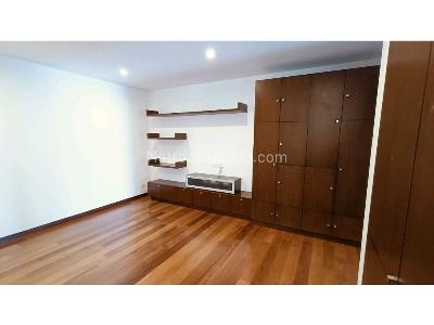 Apartamento de 3 alcobas en venta en Chico, Bogotá, 310 m² · foto 12 de 20