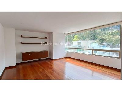 Apartamento de 3 alcobas en venta en Chico, Bogotá, 310 m² · foto 19 de 20