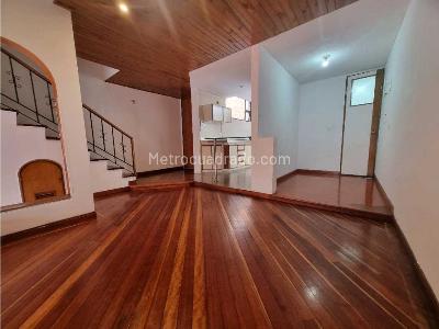 Casa de 3 alcobas en venta en Chico Navarra, Bogotá, 180 m² · foto 6 de 20